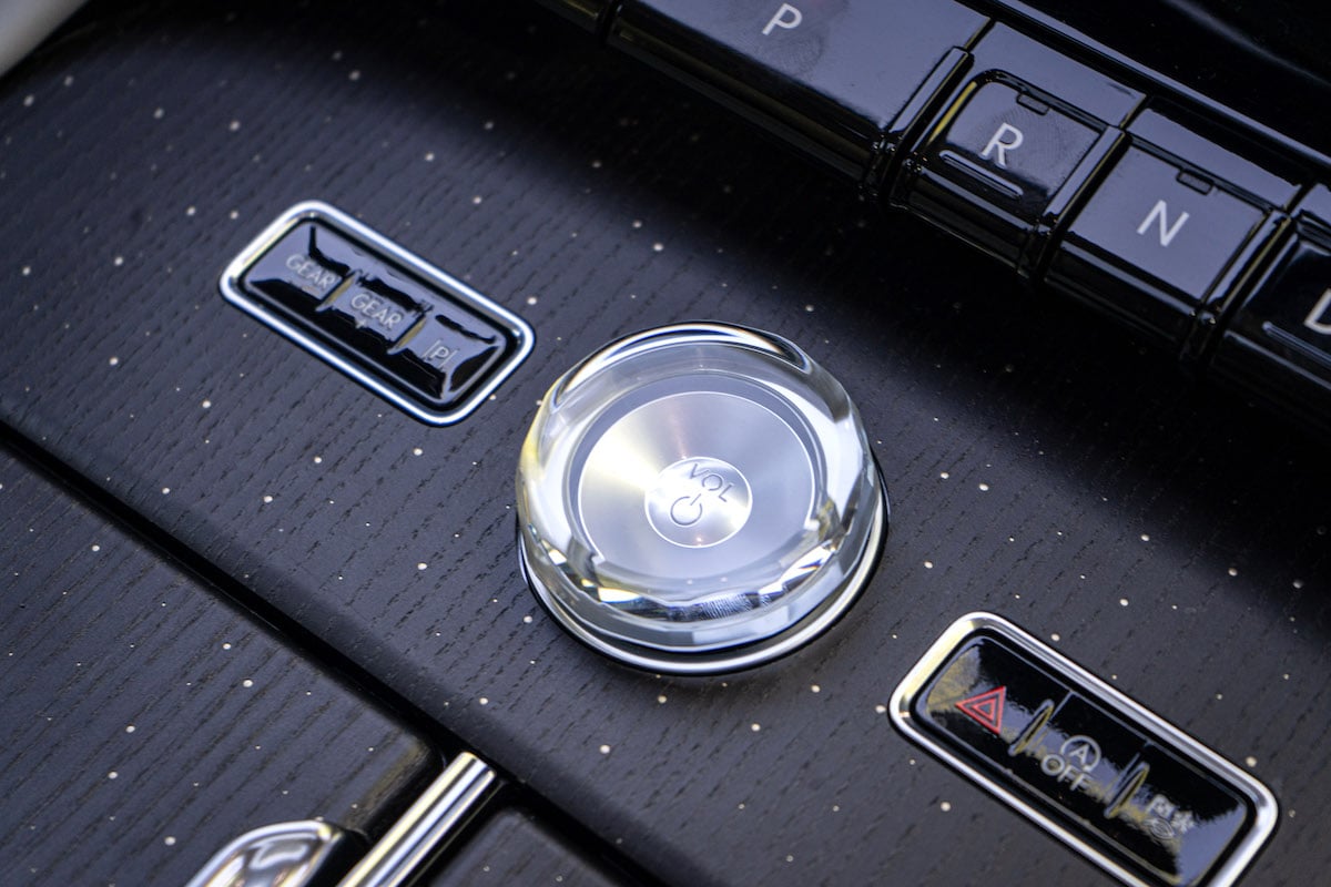 2026 Lincoln Navigator Black Label controls and large volume dial