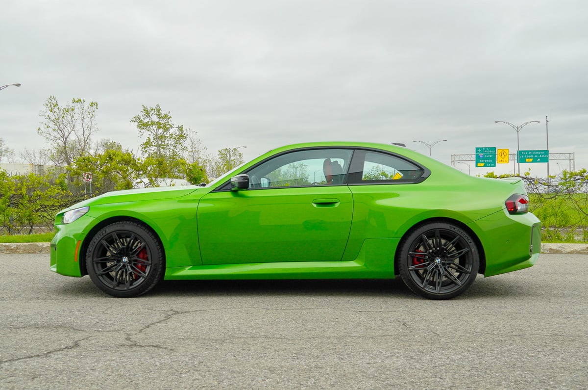 2025 bmw m2 green side view