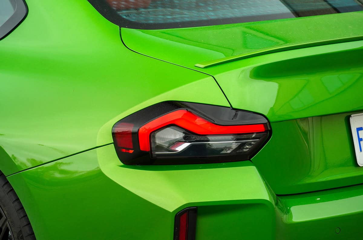 2025 bmw m2 taillight