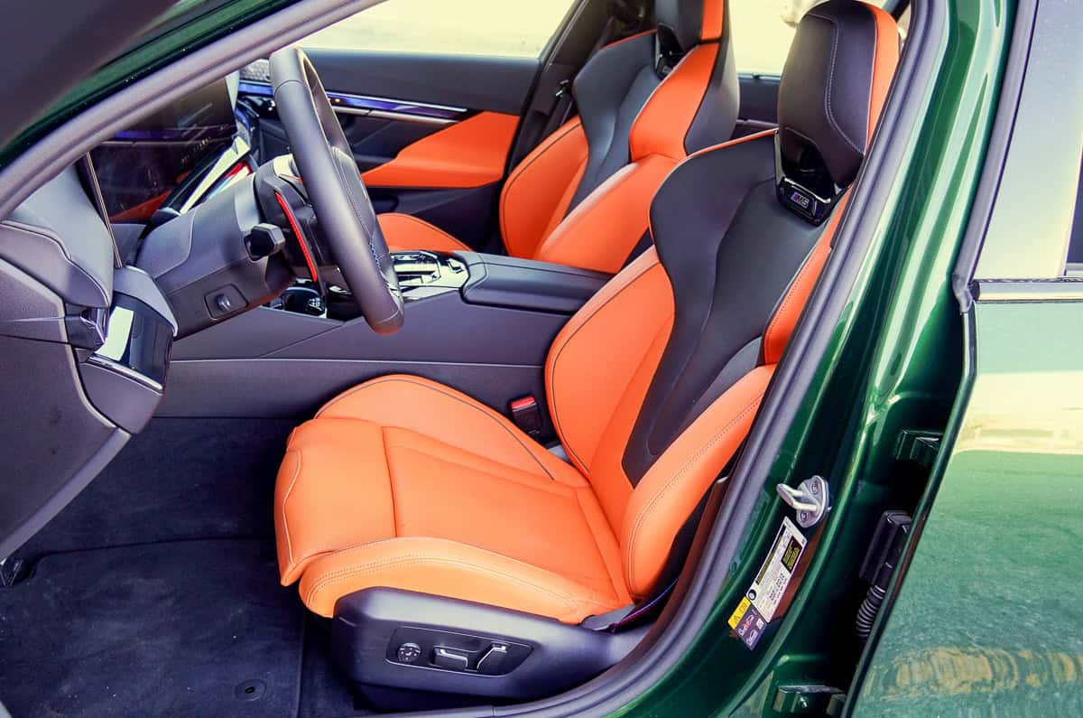 2025 BMW M5 Touring front seats
