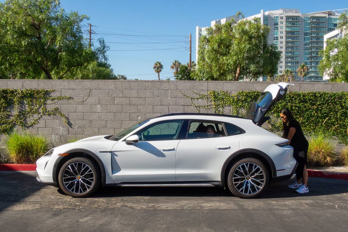 2023 Porsche Taycan 4S Cross Turismo side
