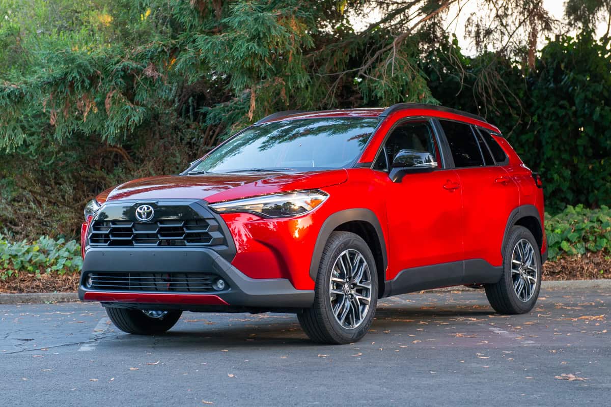 2026 Toyota Corolla Cross gas model front