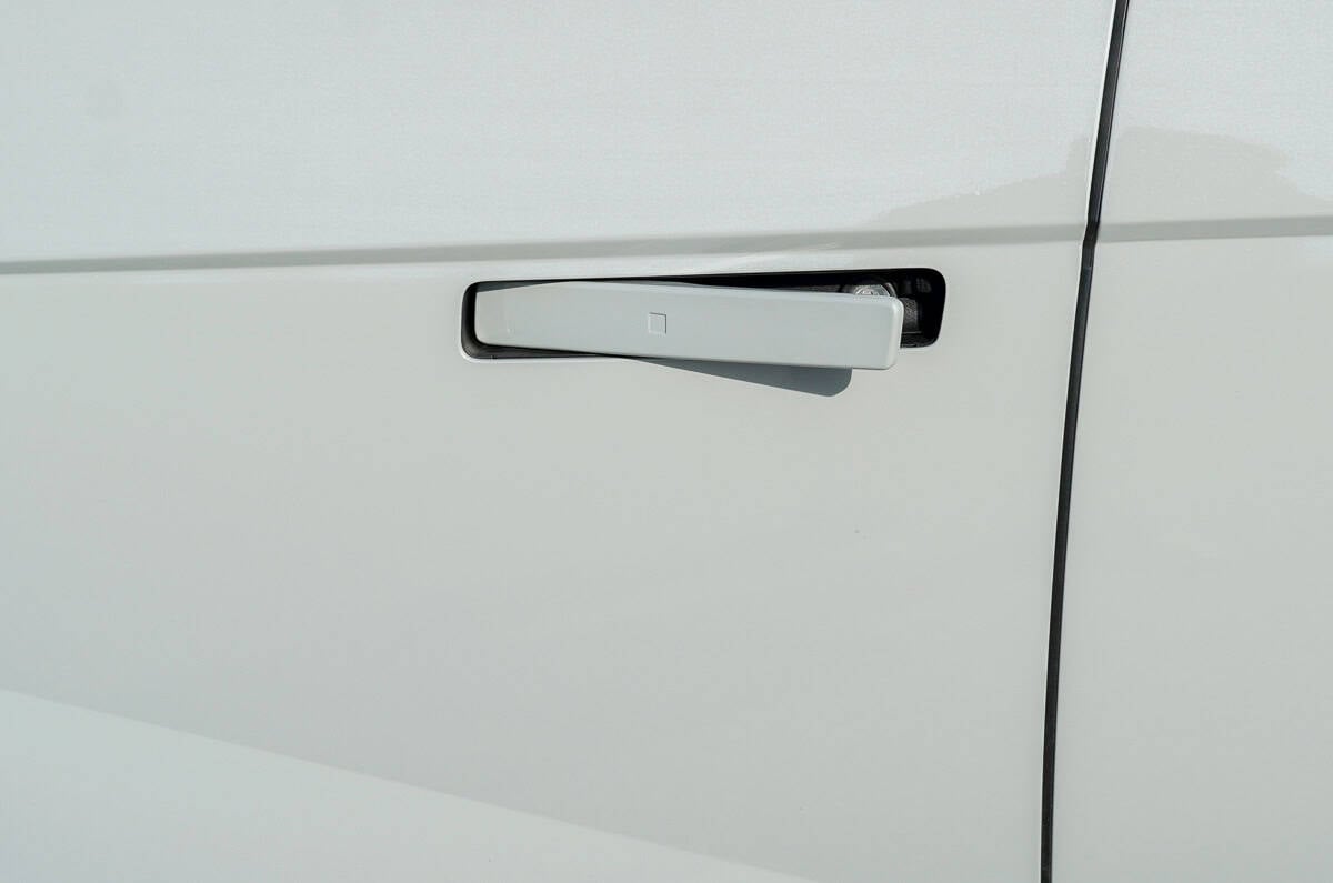 2025 Hyundai Ioniq 5 door handle