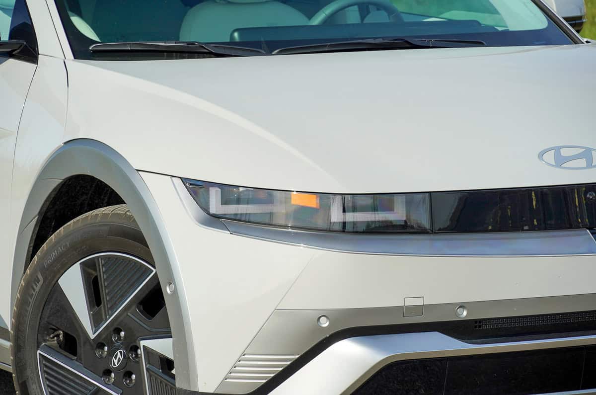 2025 Hyundai Ioniq 5 front design