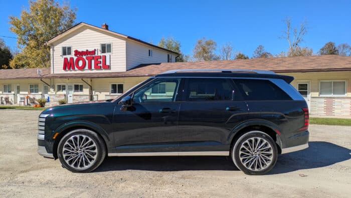 2026 Hyundai Palisade Hybrid sideview