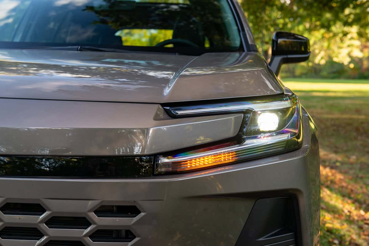 2026 Toyota RAV4 XLE Hybrid headlight