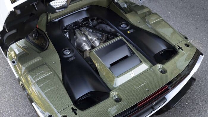 ferrari-sc40-one off engine