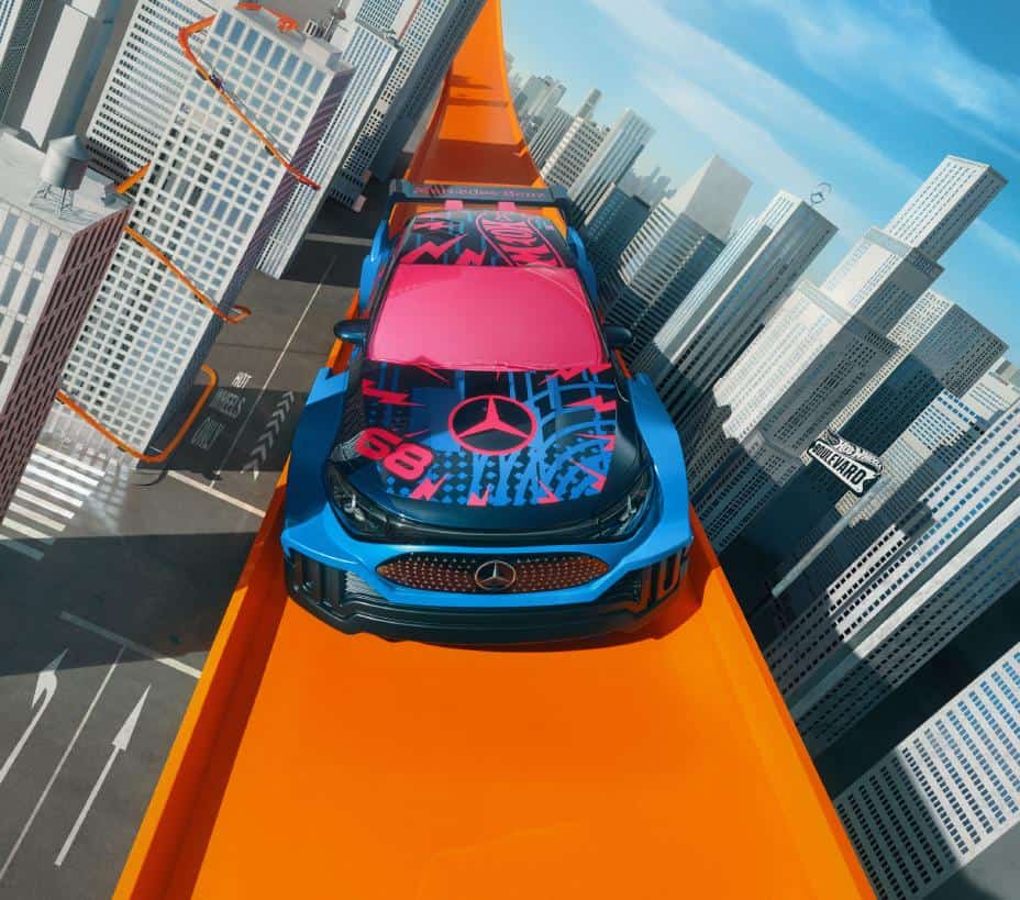 Hot Wheels transforms the new CLA into an oversized toy car 5