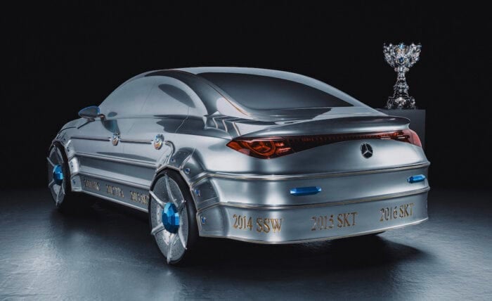 League of Legends Mercedes-Benz CLA Art Piece