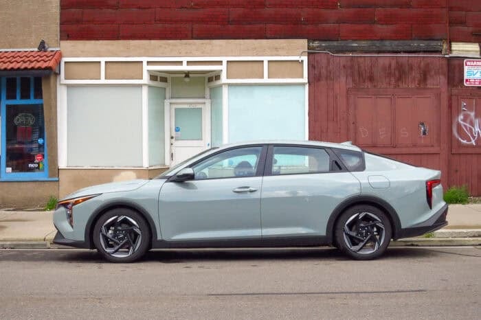 2025 Kia K4 side view