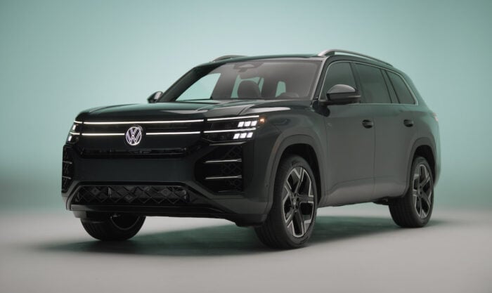 2027 vw atlas front view studio