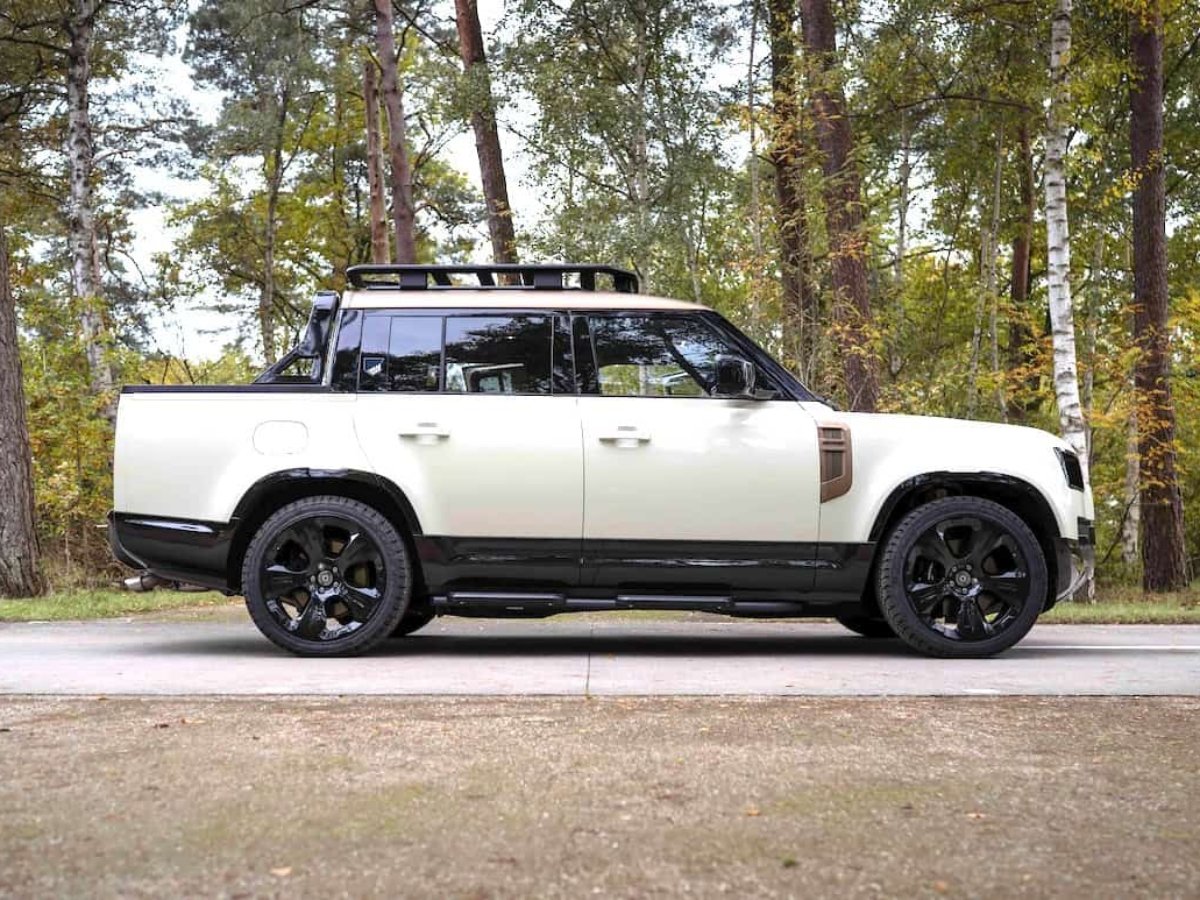 Heritage Customs Valiance Pickup Defender 130 side