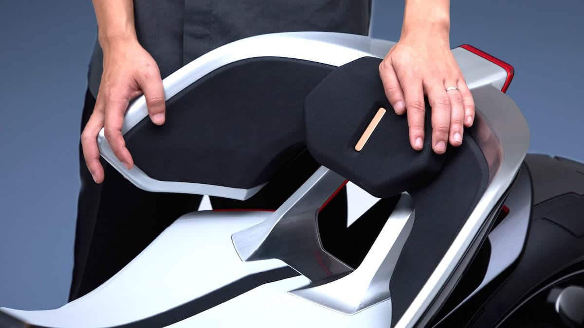 Honda EV Outlier Concept Motorcycle seat