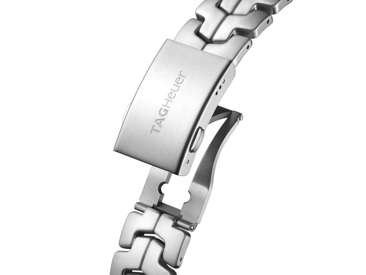 TAG Heuer Formula 1 Chronograph x Senna braclet and latch