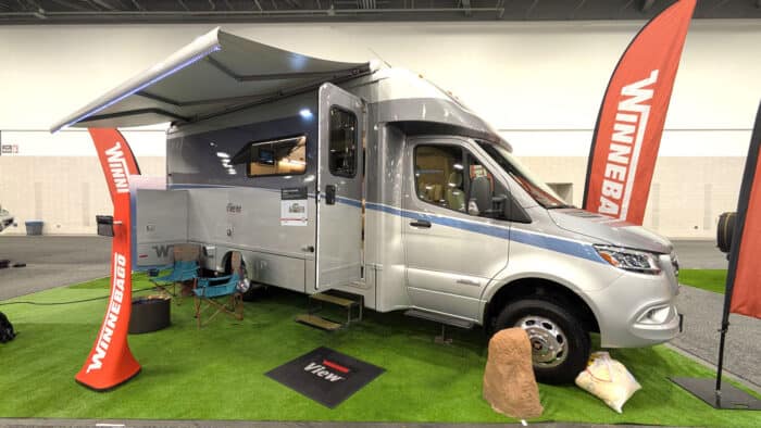 Comprehensive Winnebago RV controller app