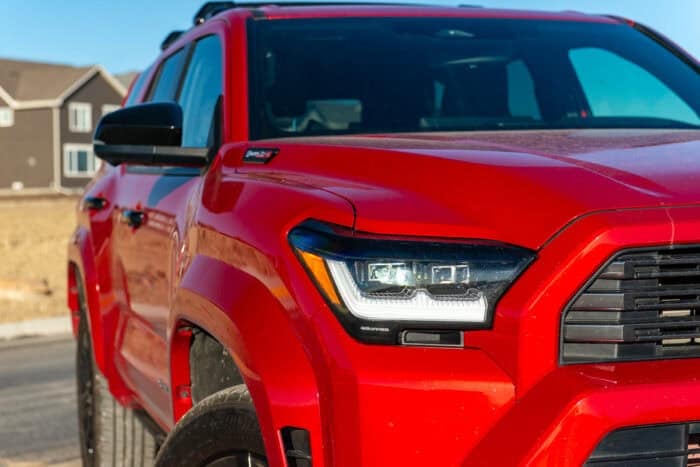 2025 4Runner Hybrid Platinum headlight