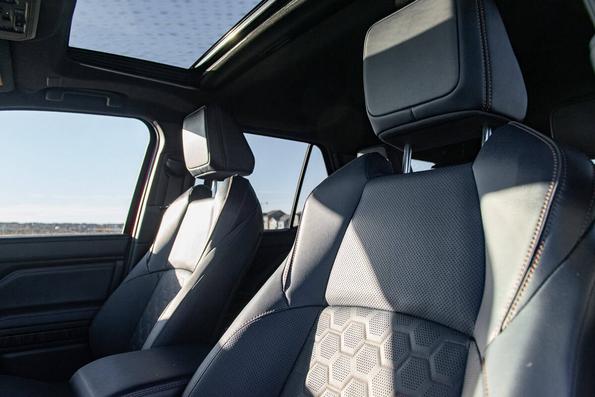 2025 4Runner Hybrid Platinum front seats