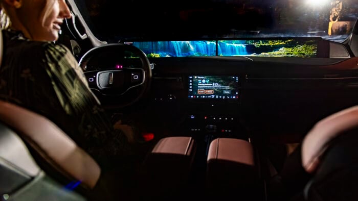 Lincoln Rejuvenate with Justine Nestorowich - Lincoln Experience Engineer