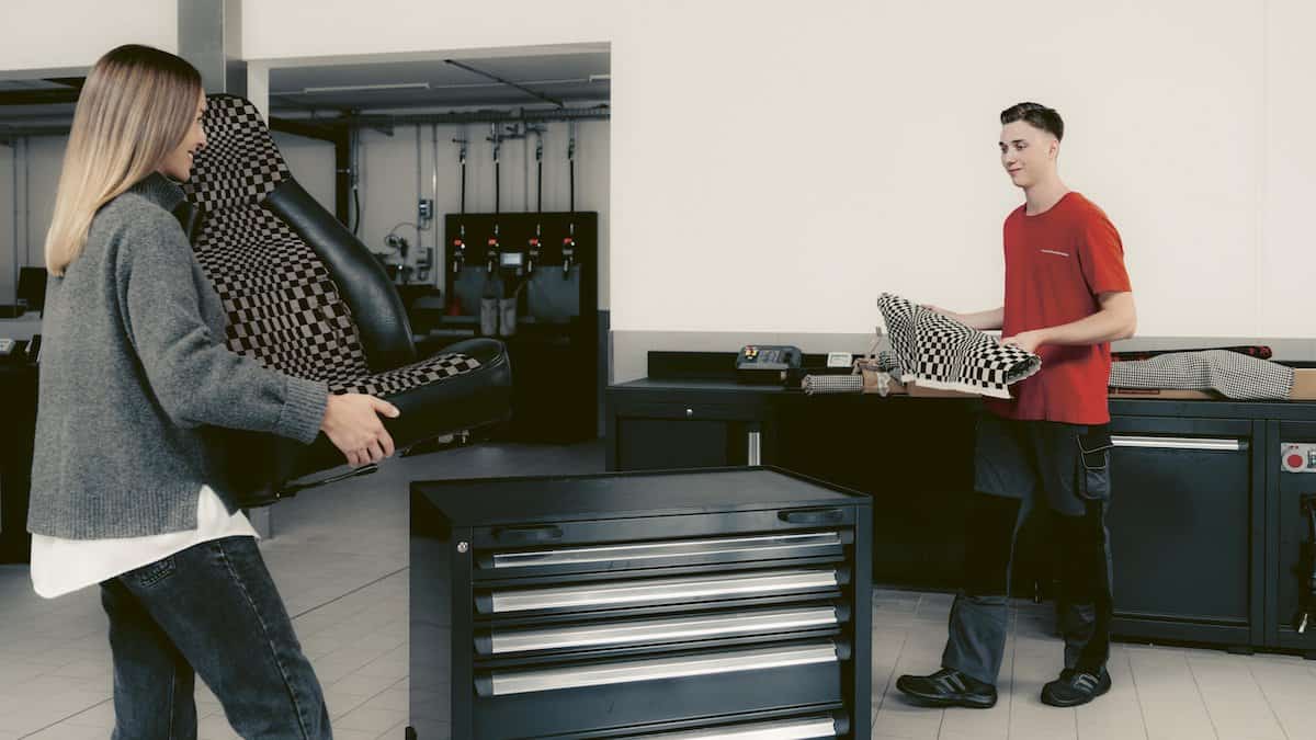 Porsche interior retro fabric comeback