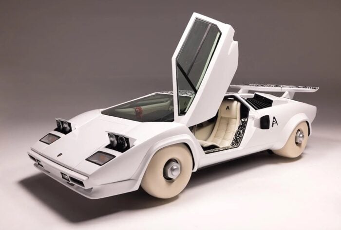 Slawntach Faux Lamborghini Art Car front