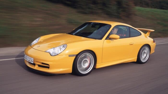 911 GT3 (996) yellow front driving