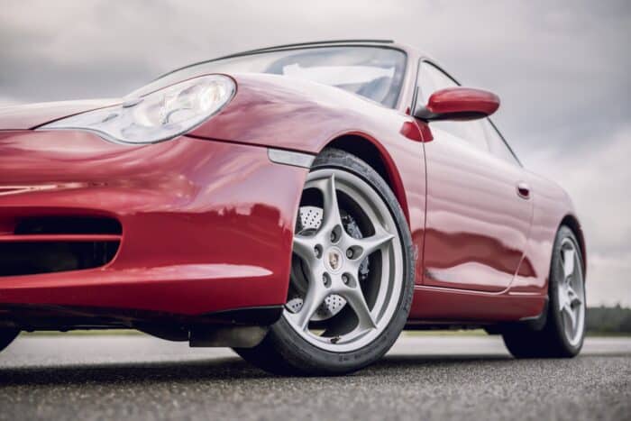 red Porsche 911 (996) Targa