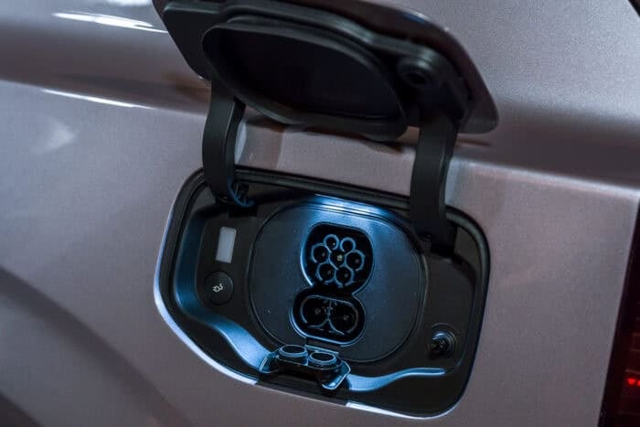 Volvo-EX60-launch-port