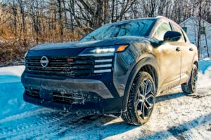 2026 nissan kicks SR awd in winter
