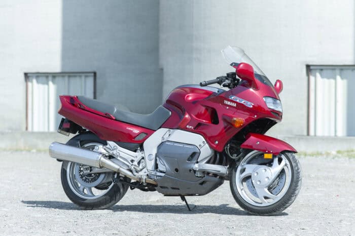 1993 Yamaha GTS1000 profile