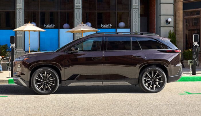 2027-Subaru-Getaway side view parked on street