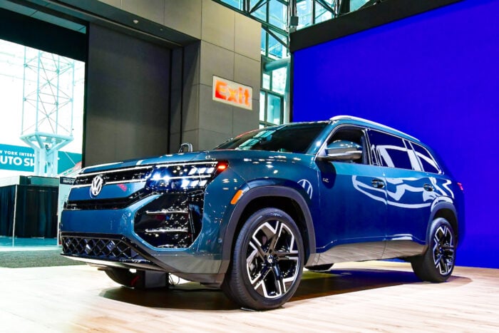 2027 VW Atlas front view