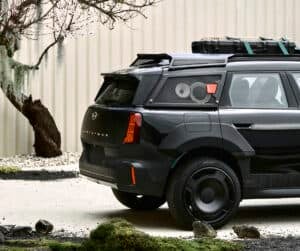 MINI x Vagabund Countryman rear view