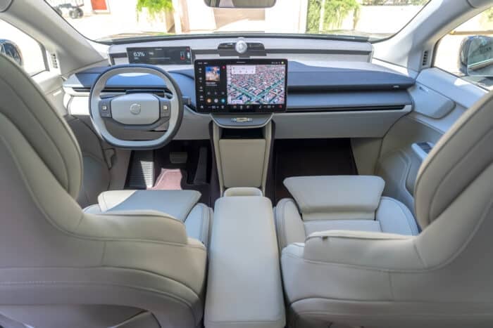 Volvo-EX60-interior