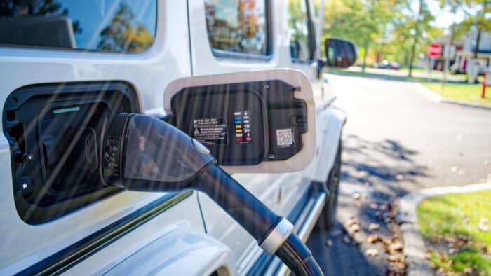 2027 Mercedes-Benz Electric G-Class charger