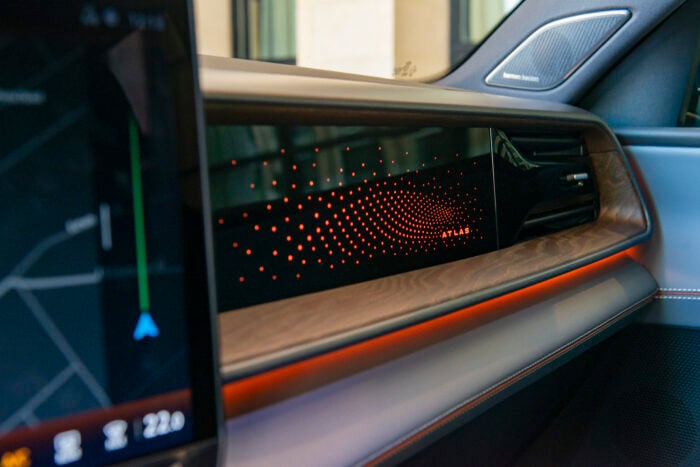 2027 Volkswagen Atlas SEL Premium R-Line ambient lighting